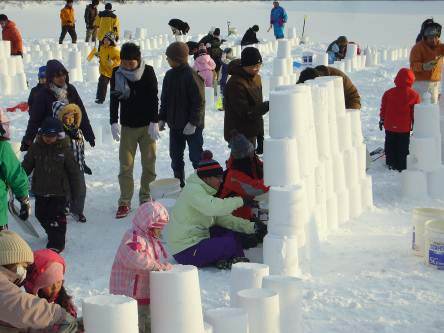 ミニかまくら作り ミニかまくら作り