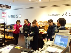 マックスバリュ東北でのジョブシャドウイング